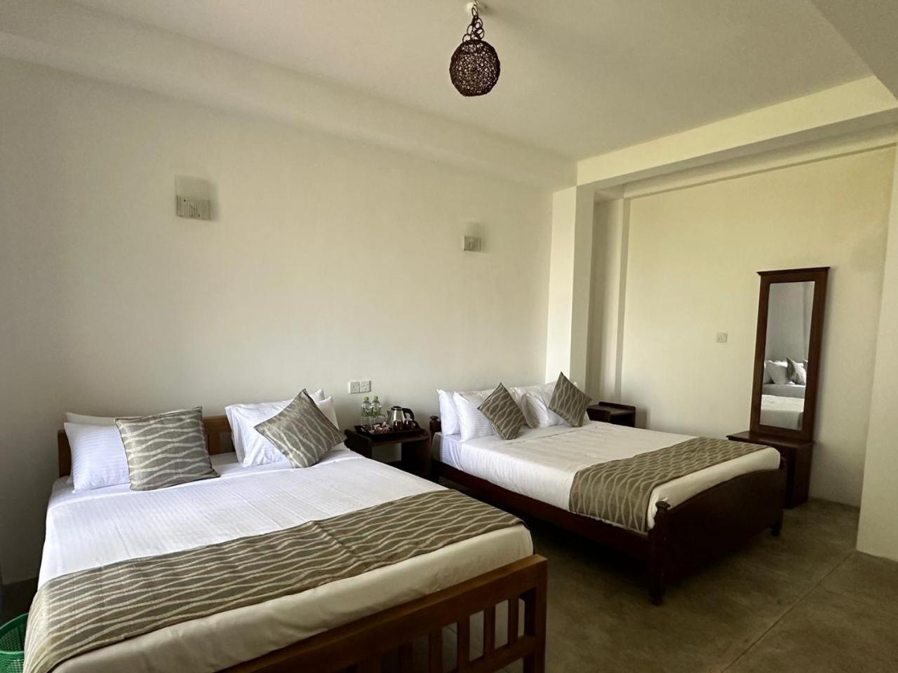 Bed and Breakfast La Riya Ella - 05 Minutes To Ella Town Екстер'єр фото